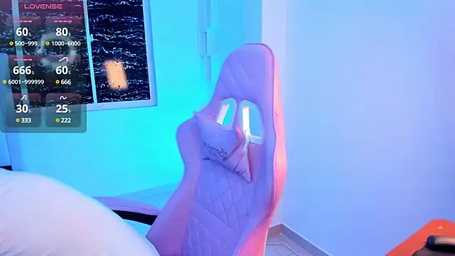 angelyoung18 online show from 4, 2, 2025