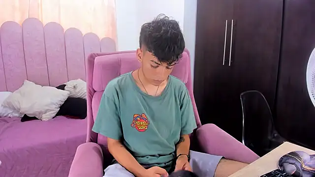 angelyoung18 online show from 18, 3, 2025