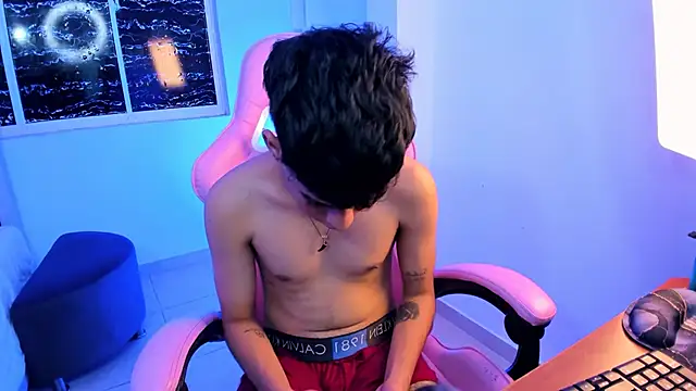 angelyoung18 online show from 21, 2, 2025