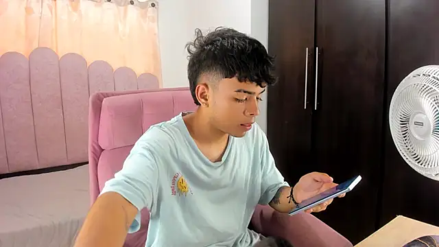 angelyoung18 online show from 19, 3, 2025