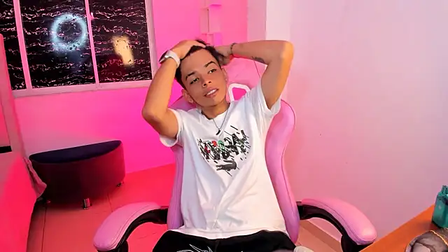 angelyoung18 online show from 26, 2, 2025