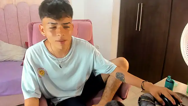 angelyoung18 online show from 12, 3, 2025