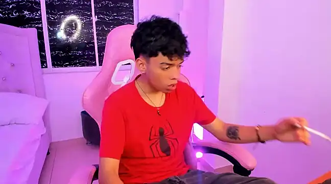 angelyoung18 online show from 8, 2, 2025