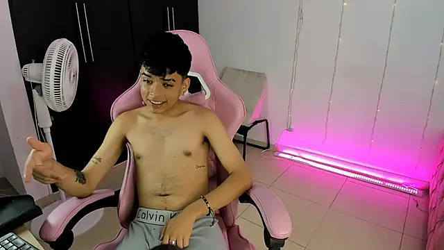 angelyoung18 online show from 31, 1, 2025