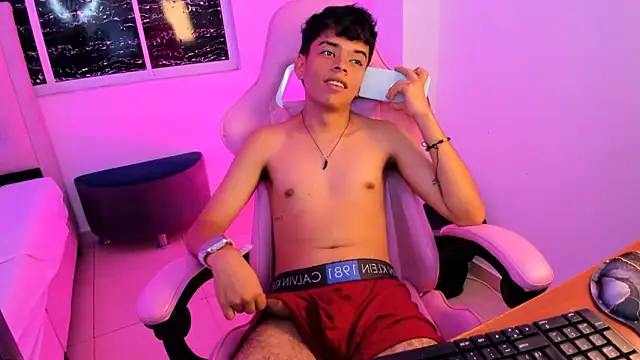 angelyoung18 online show from 11, 2, 2025