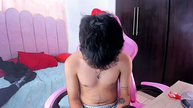 angelyoung18 online show from 7, 3, 2025