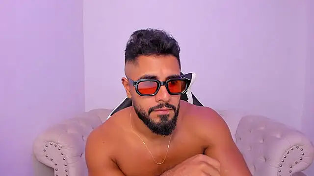 Santiago huntt online show from 17, 3, 2026