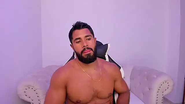 Santiago huntt online show from 18, 12, 2025