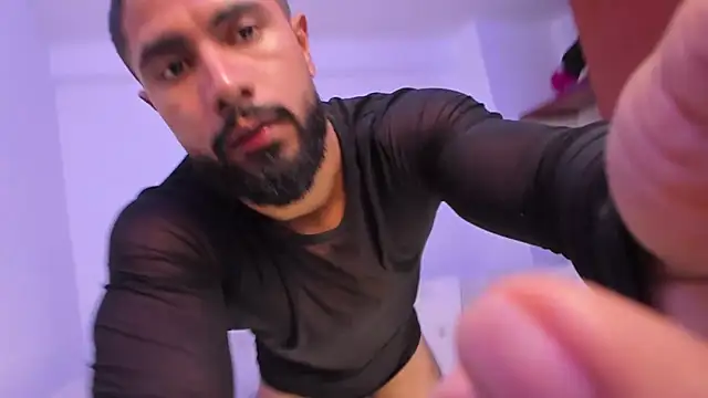 Santiago huntt online show from 20, 1, 2025