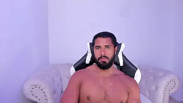 Santiago huntt online show from 19, 10, 2025