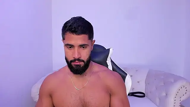 Santiago huntt online show from 3, 12, 2025