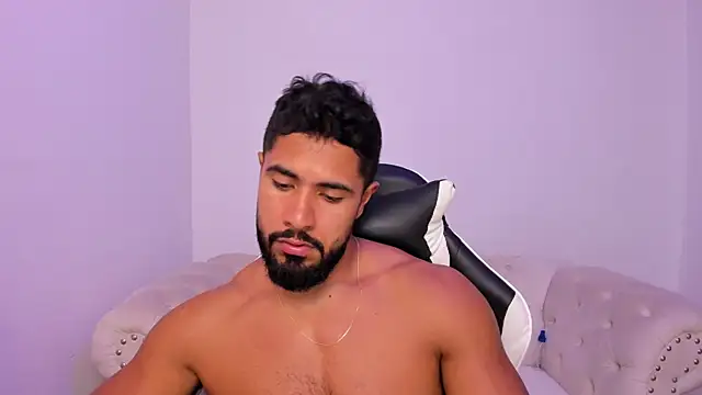 Santiago huntt online show from 5, 3, 2026