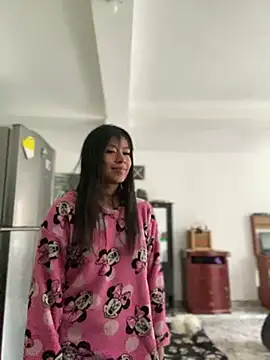 Salomee Ramireez online show from 5, 1, 2025