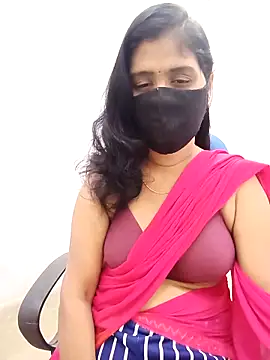 Snapshot of Lucky-Deepthi chatting on 19, 11, 2025 Lucky-Deepthi online show from 19, 11, 2025