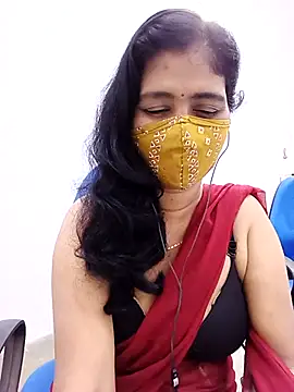 Snapshot of Lucky-Deepthi chatting on 25, 11, 2025 Lucky-Deepthi online show from 25, 11, 2025