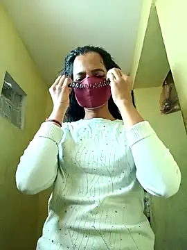 Snapshot of Pooja_cut chatting on 1, 11, 2025 Pooja cut online show from 1, 11, 2025