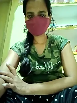 Snapshot of Pooja_cut chatting on 14, 9, 2025 Pooja cut online show from 14, 9, 2025