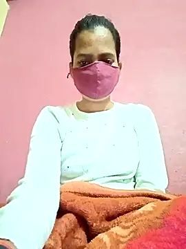 Snapshot of Pooja_cut chatting on 8, 11, 2025 Pooja cut online show from 8, 11, 2025