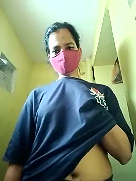 Snapshot of Pooja_cut chatting on 11, 11, 2025 Pooja cut online show from 11, 11, 2025