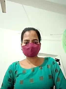 Snapshot of Pooja_cut chatting on 1, 11, 2025 Pooja cut online show from 1, 11, 2025