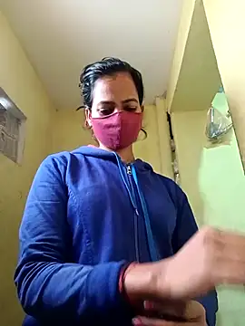 Snapshot of Pooja_cut chatting on 21, 11, 2025 Pooja cut online show from 21, 11, 2025