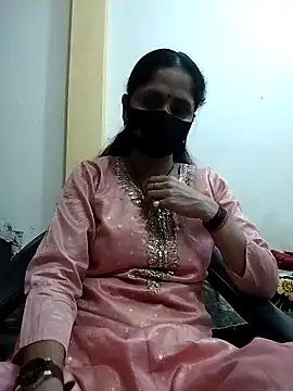 Snapshot of priyancyfun chatting on 8, 3, 2025 priyancyfun online show from 8, 3, 2025