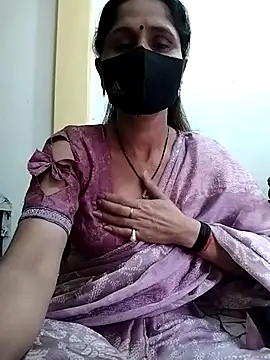 Snapshot of priyancyfun chatting on 7, 3, 2025 priyancyfun online show from 7, 3, 2025