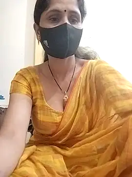 Snapshot of priyancyfun chatting on 4, 3, 2025 priyancyfun online show from 4, 3, 2025