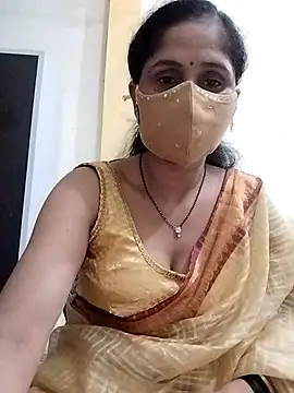 Snapshot of priyancyfun chatting on 10, 9, 2025 priyancyfun online show from 10, 9, 2025