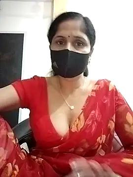 Snapshot of priyancyfun chatting on 4, 10, 2025 priyancyfun online show from 4, 10, 2025