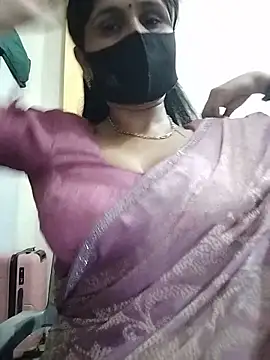 Snapshot of priyancyfun chatting on 15, 5, 2026 priyancyfun online show from 15, 5, 2026