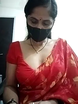Snapshot of priyancyfun chatting on 8, 9, 2025 priyancyfun online show from 8, 9, 2025