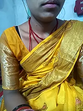 Amaya Bajwa online show from 5, 3, 2025