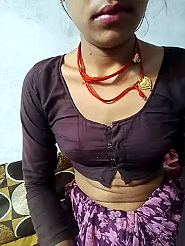 Amaya Bajwa online show from 2, 3, 2025