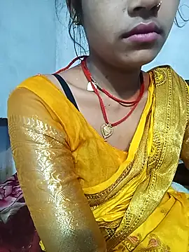 Amaya Bajwa online show from 5, 3, 2025