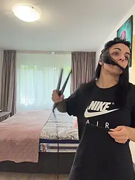 NNNoire online show from 21, 4, 2026