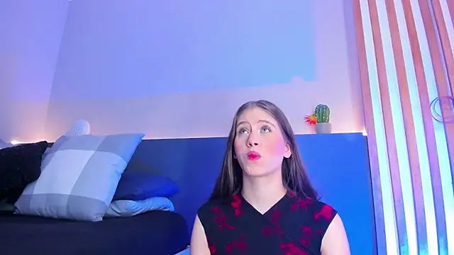 Snapshot of sara__jones_gh chatting on 21, 9, 2025 sara jones gh online show from 21, 9, 2025