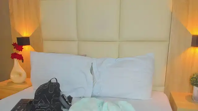 antonella cutie  online show from 16, 4, 2026