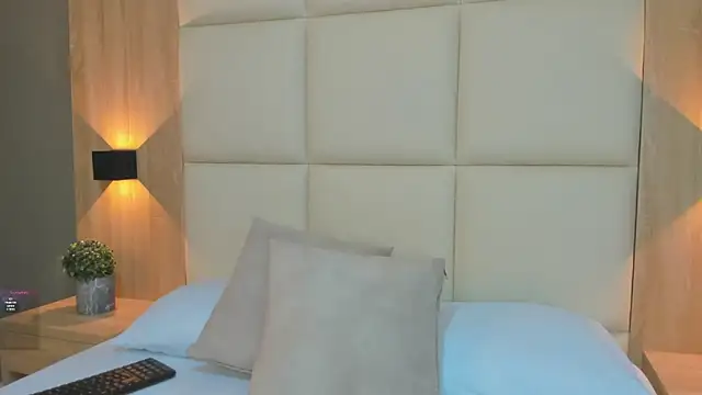 antonella cutie  online show from 6, 11, 2025