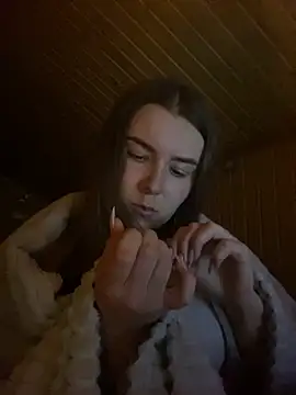 mewKate online show from 1, 3, 2025