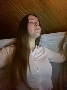 mewKate online show from 18, 2, 2025