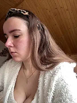 mewKate online show from 8, 4, 2026