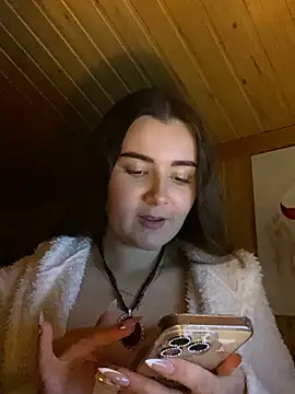 mewKate online show from 25, 4, 2026