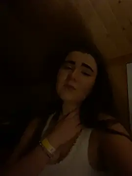 mewKate online show from 19, 4, 2026