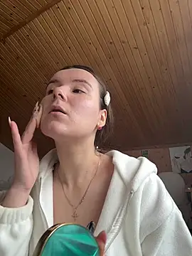 mewKate online show from 7, 2, 2026