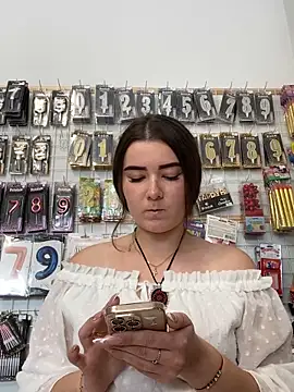 mewKate online show from 7, 5, 2026