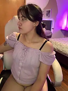 Camila pinkk online show from 14, 3, 2025