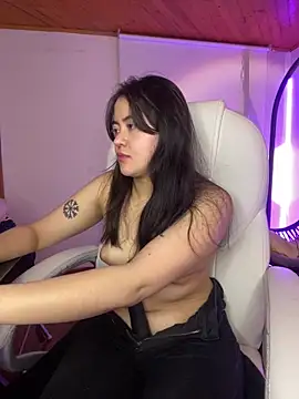 Camila pinkk online show from 20, 3, 2026