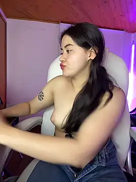 Camila pinkk online show from 25, 3, 2026