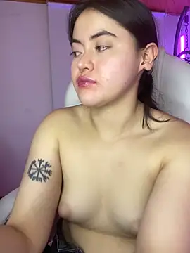 Camila pinkk online show from 10, 4, 2026